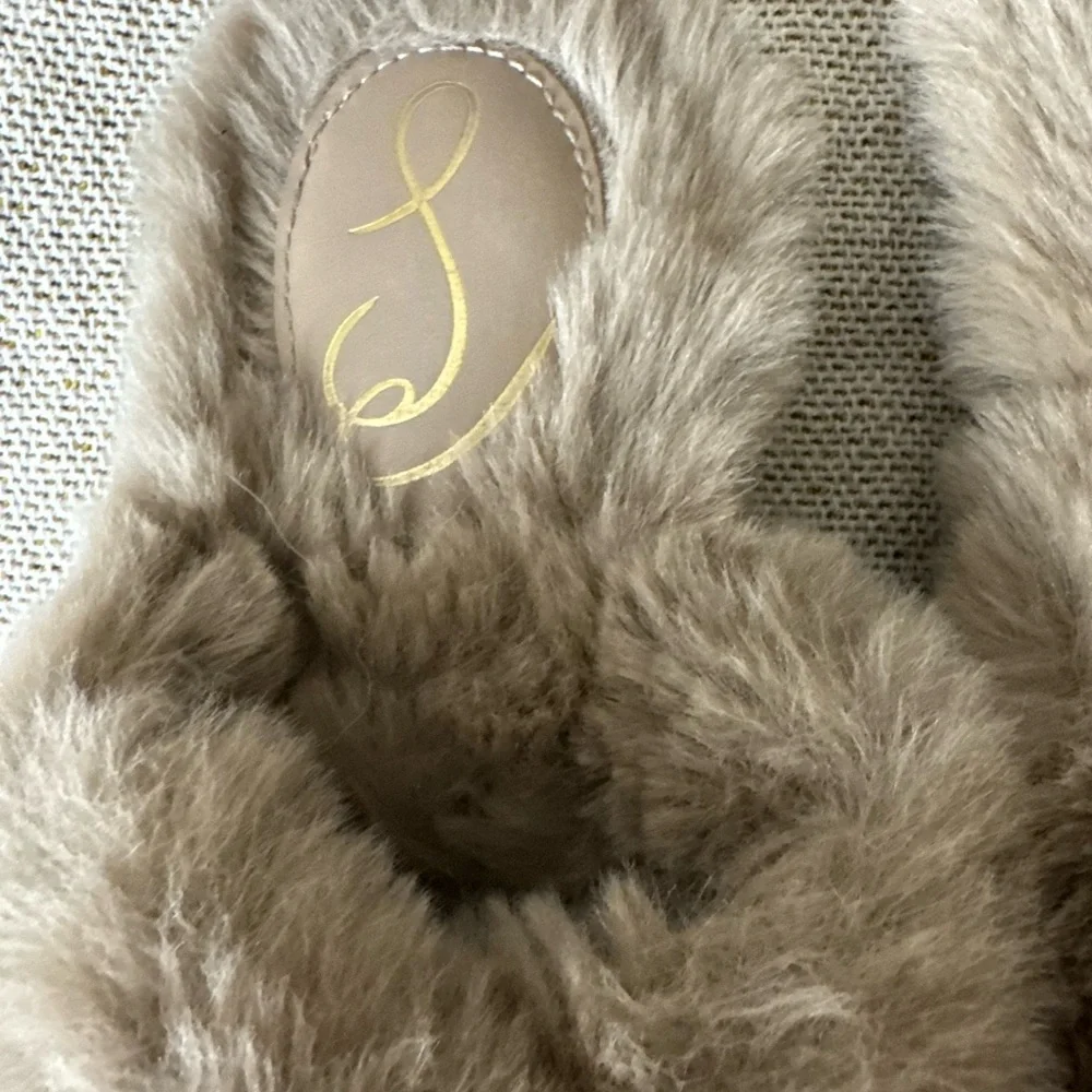 Sam Edelman Tan Plush Slippers Open-Toe Design - Picture 3 of 4